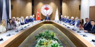 ​TARIM VE ORMAN BAKANLIĞI İLE TÜRKİYE GIDA VE İÇECEK SANAYİİ DERNEKLERİ FEDERASYONU ARASINDA GIDA OKURYAZARLIĞI PROTOKOLÜ İMZALANDI